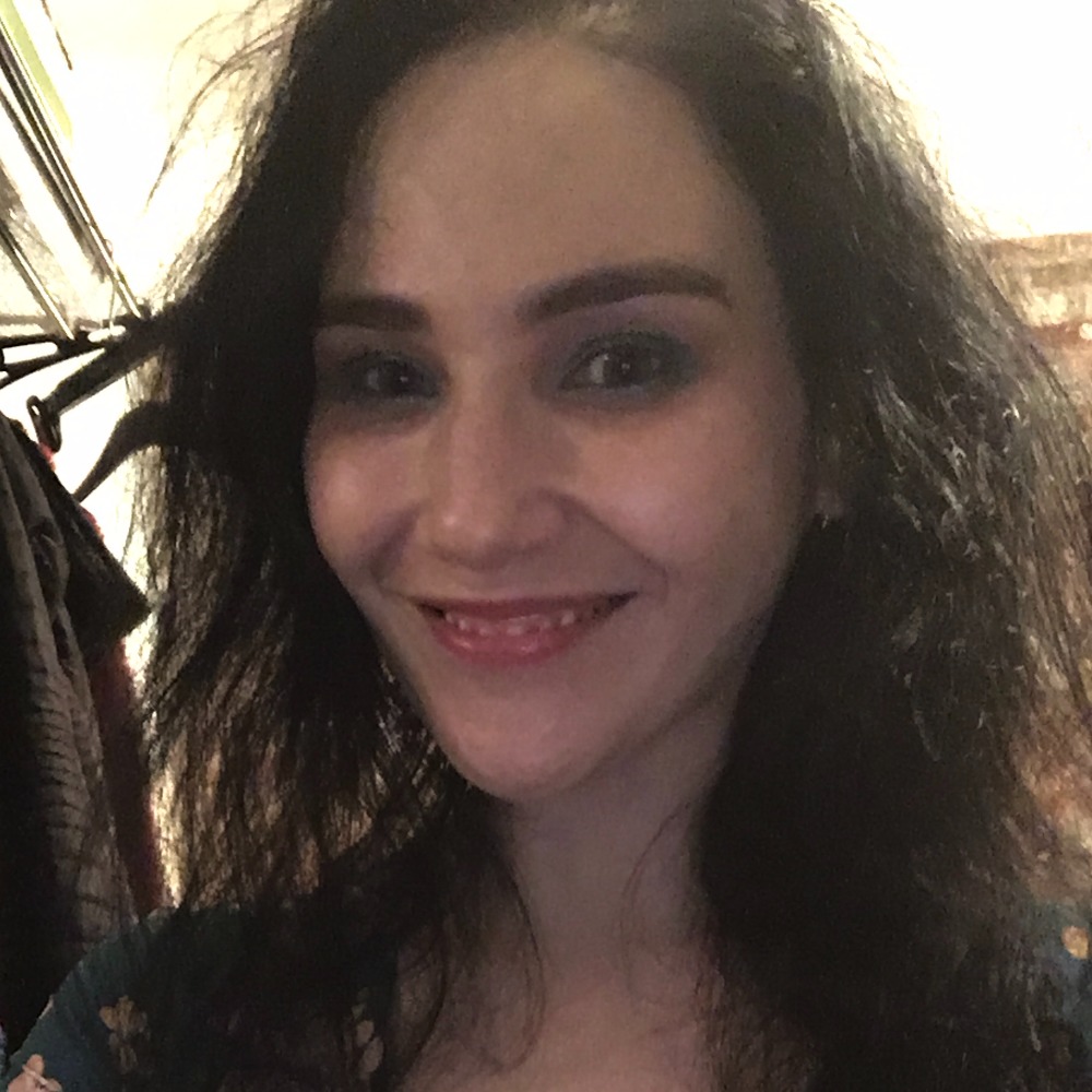 Meet your Posher, Olivia